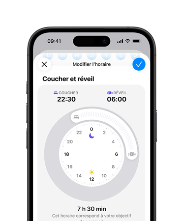 iPhone, app Santé affichant un horaire de coucher, heure de coucher définie à 22 heures 30, heure de réveil définie à 6 heures, cadran radial au centre de l’écran, objectif de sommeil de 7 heures 30 atteint