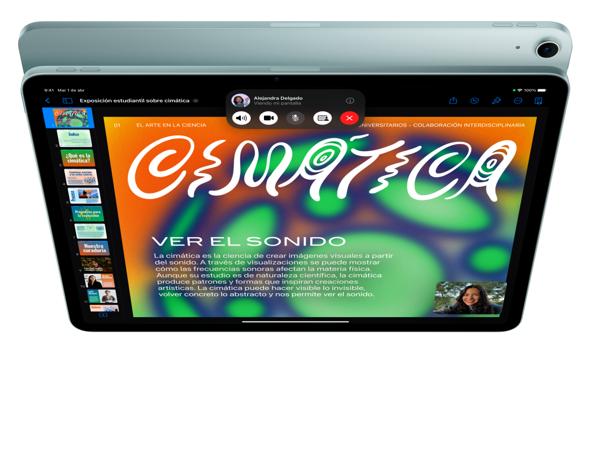 iPad Air, vista frontal, una persona participa en una llamada de FaceTime y consulta Keynote. Detrás se muestra la vista posterior de otro iPad Air
