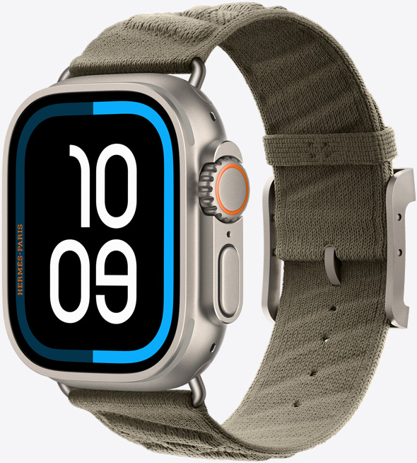 Apple Watch Hermès Ultra 3, titanium case, natural color, En Mer band, gris titane color