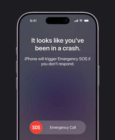 iPhone 17 vist forfra med afrundede hjørner og funktionen Registrering af ulykke i brug