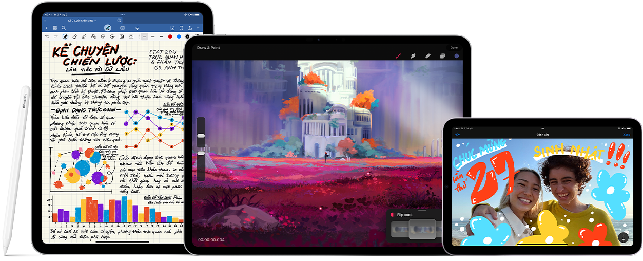 Hình ảnh Apple Pencil Pro và Apple Pencil USB-C kế bên nhiều thiết bị iPad hiển thị ví dụ các ghi chú viết tay và các hình minh họa đầy màu sắc được tạo bởi Apple Pencil.